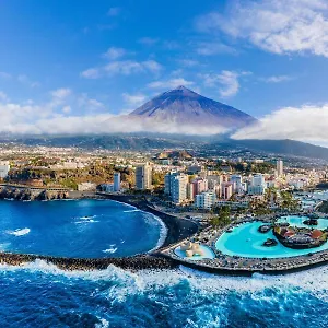 Beautiful Beachfront Playa de las Americas (Tenerife)